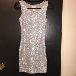 NEVER WORN- Sparkly XS Candie’s Dress